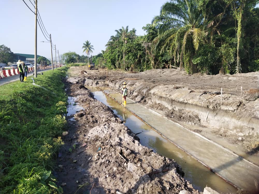 WhatsApp Image 2025-10-03 at 11.00.20 AM